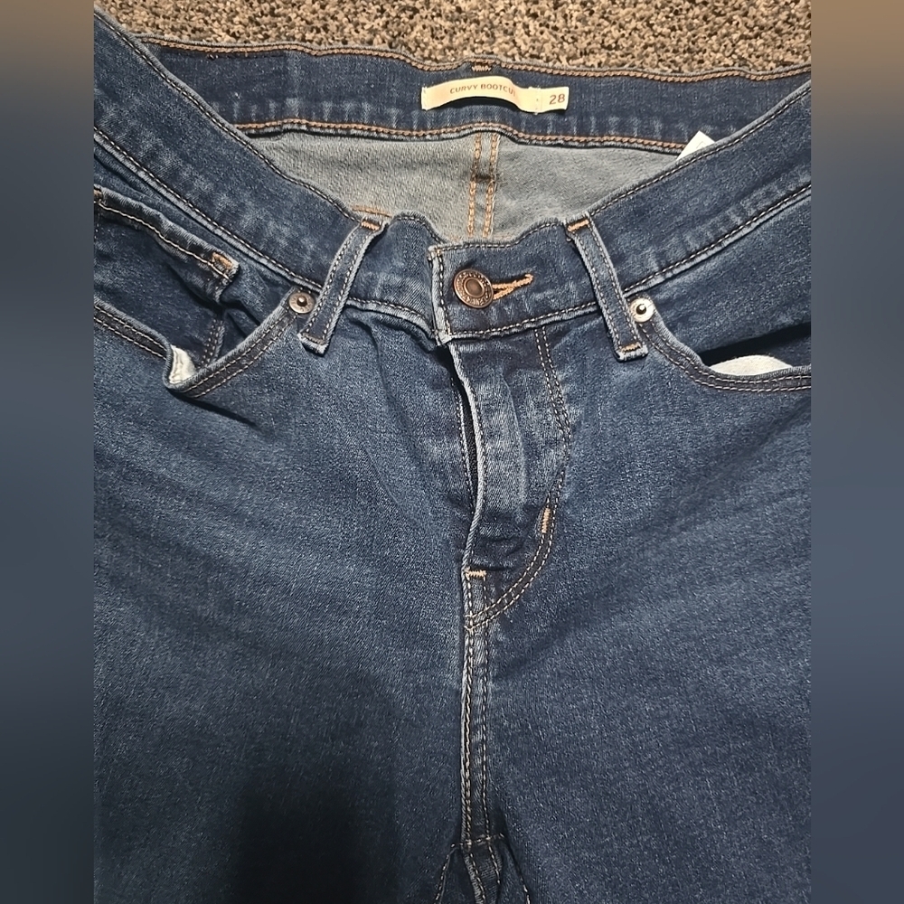 Levi Curvy Bootcut Jeans, Womens Size 28, Medium Wash - Picture 13 of 14